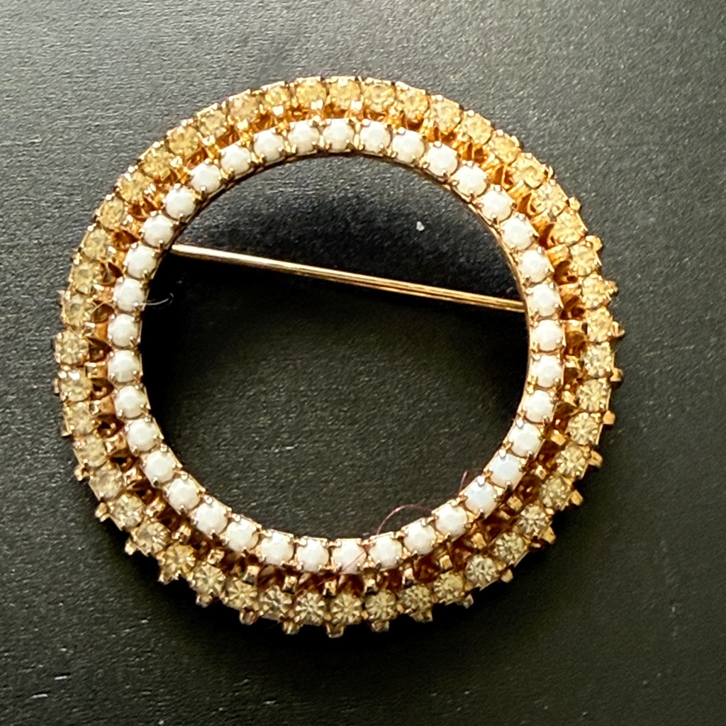 Vintage Warner Gold And Pearl Circle Brooch